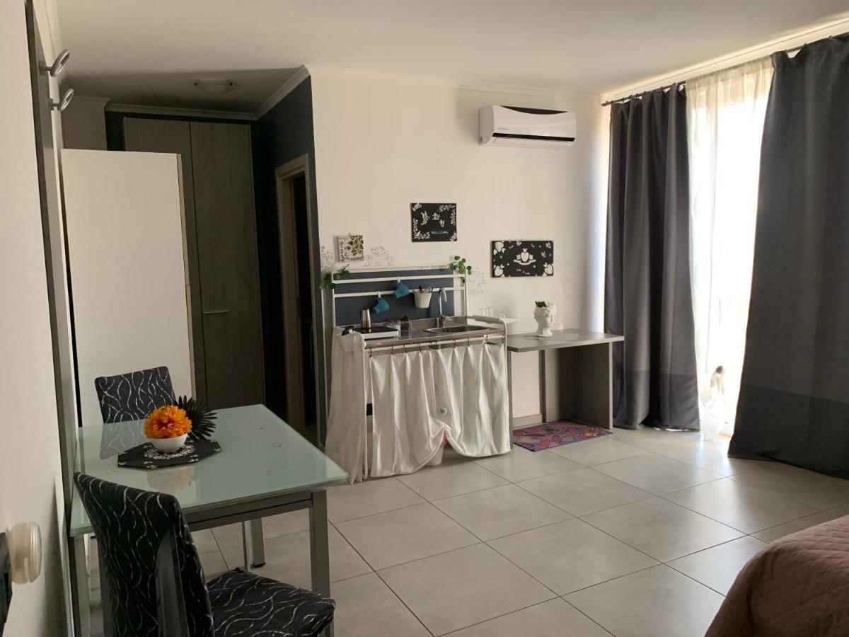 Raggio Di Sole Aparthotel San Cesareo Kültér fotó